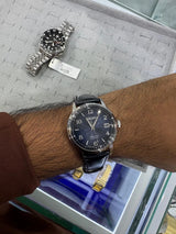 Watch Photo 3
