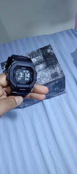 Watch Photo 1