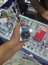 Watch Photo 1